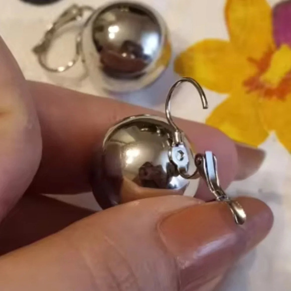 Vintage Retro Gold Ball 18K Gold Stainless Steel Waterproof Large Earrinngs - Picture 7 of 17